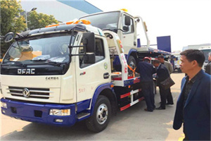 宜春汽车道路救援拖车价格